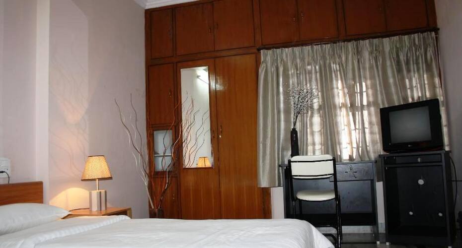 Suresh Guest House, Hyderabad 2